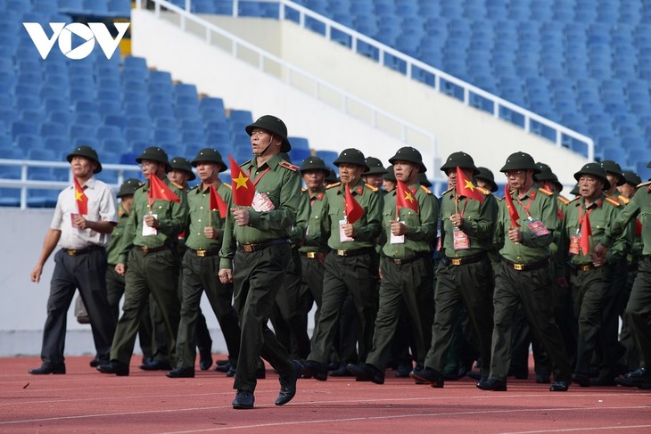 13 khối nghệ thuật, quần chúng hợp luyện diễu binh, diễu hành trên SVĐ Mỹ Đình - ảnh 6