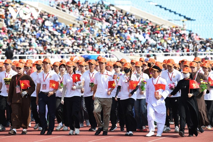 13 khối nghệ thuật, quần chúng hợp luyện diễu binh, diễu hành trên SVĐ Mỹ Đình - ảnh 9