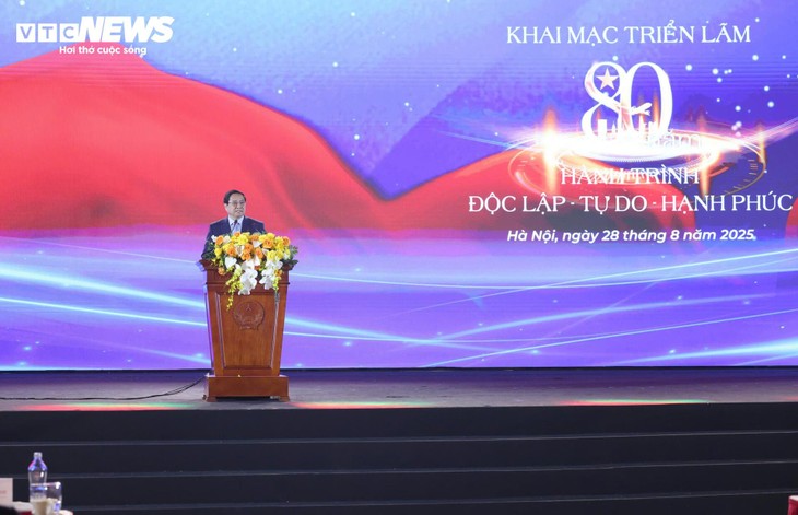 Toàn cảnh lễ khai mạc Triển lãm “80 năm hành trình Độc lập - Tự do - Hạnh phúc“ - ảnh 5