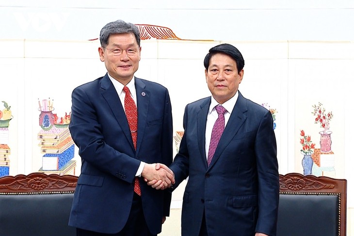 Toàn cảnh chuyến công tác dự Tuần lễ cấp cao APEC của Chủ tịch nước Lương Cường - ảnh 14