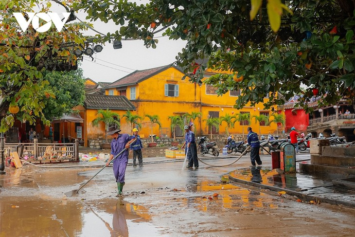 Hình ảnh Hội An tập trung khắc phục hậu quả lũ lụt - ảnh 5