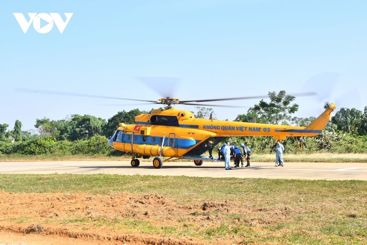 Trực thăng, chó nghiệp vụ tham gia diễn tập song phương Việt Nam - Ấn Độ - ảnh 17