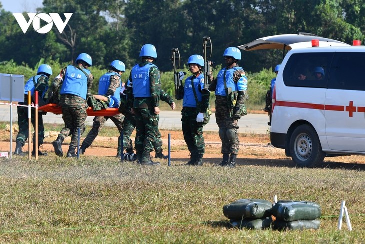 Trực thăng, chó nghiệp vụ tham gia diễn tập song phương Việt Nam - Ấn Độ - ảnh 7