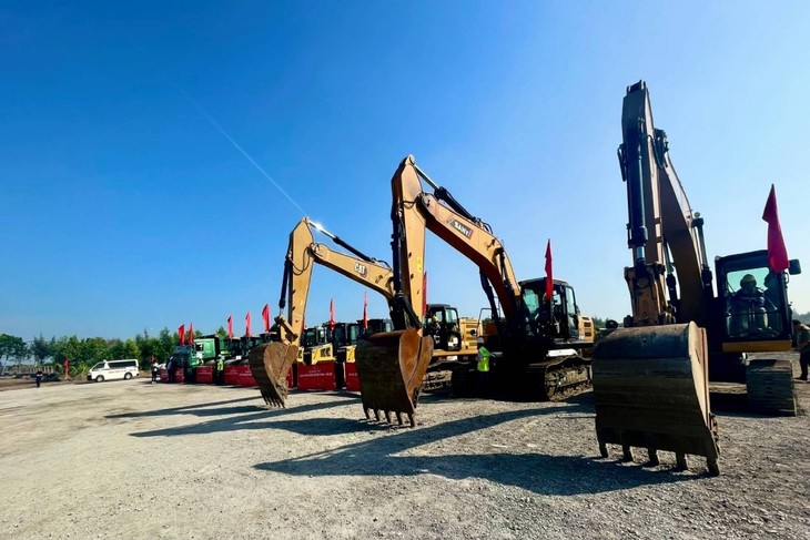 Cả nước đồng loạt khởi công, khánh thành, thông xe kỹ thuật 234 công trình, dự án chào mừng Đại hội XIV của Đảng - ảnh 16