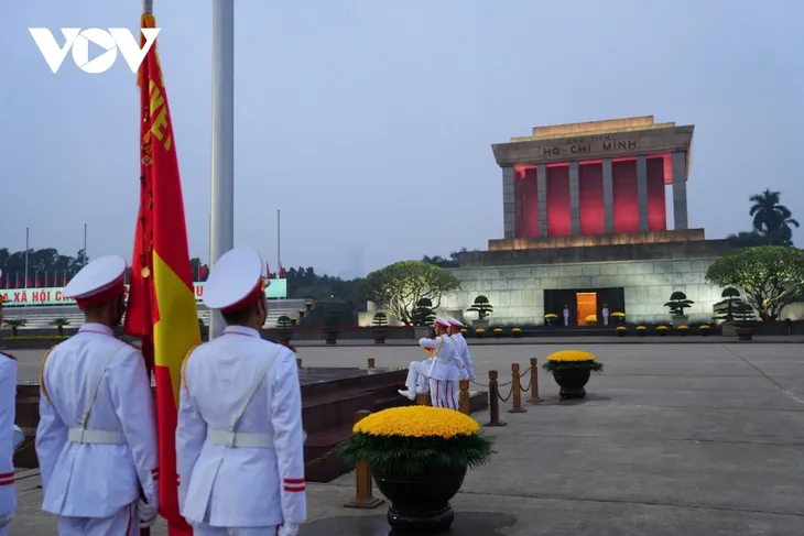 Khoảnh khắc thiêng liêng trong Lễ Thượng cờ đầu năm mới 2026 - ảnh 7