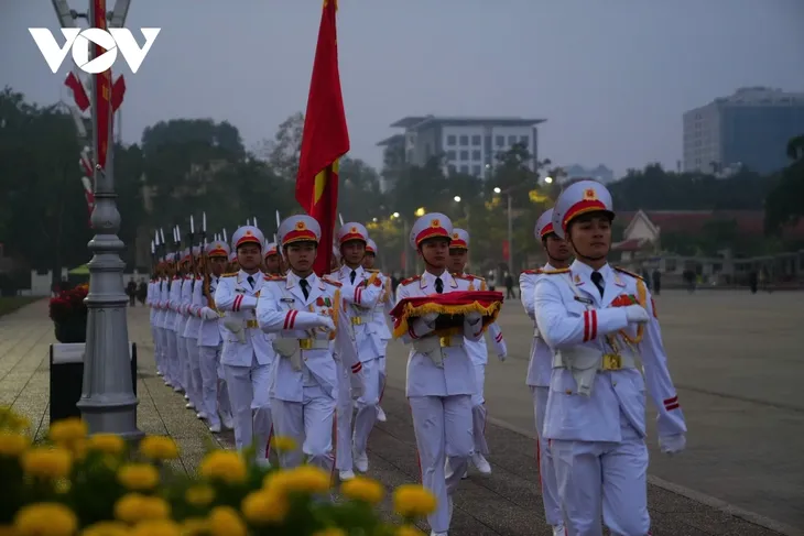 Khoảnh khắc thiêng liêng trong Lễ Thượng cờ đầu năm mới 2026 - ảnh 5