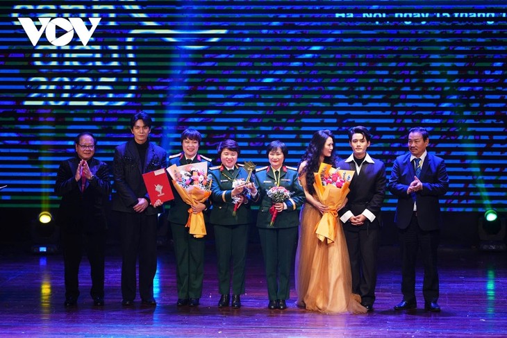 Các sự kiện văn hoá nổi bật trong tuần qua ảnh - ảnh 4