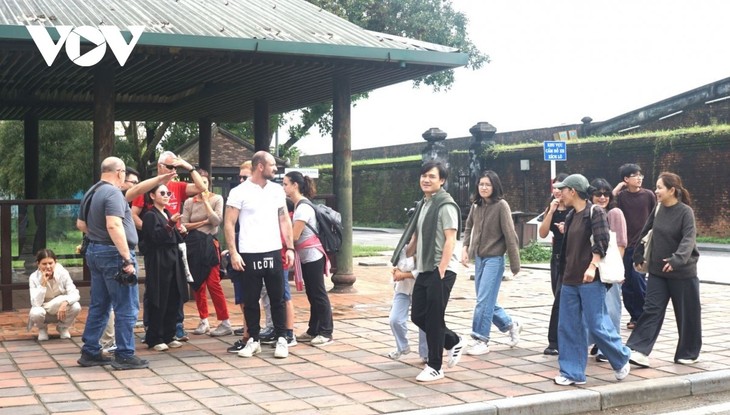 Các sự kiện văn hoá nổi bật trong tuần qua ảnh - ảnh 1