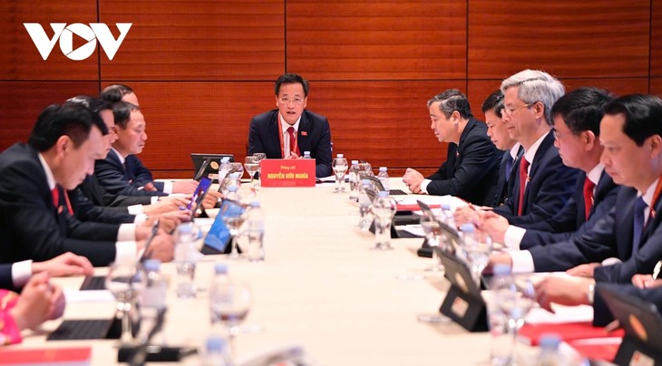 Đại biểu thảo luận tại Đoàn về Văn kiện trình Đại hội lần thứ XIV của Đảng - ảnh 11