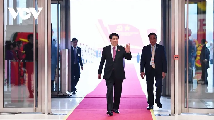 Lãnh đạo, nguyên lãnh đạo Đảng, Nhà nước tới dự Đại hội lần thứ XIV của Đảng - ảnh 1