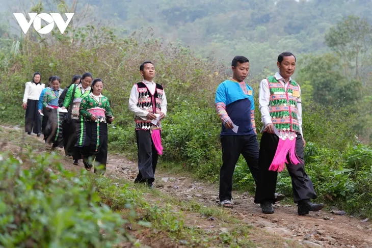 Toàn cảnh ngày bầu cử 15/3: Những hình ảnh xúc động từ khắp mọi miền - ảnh 9