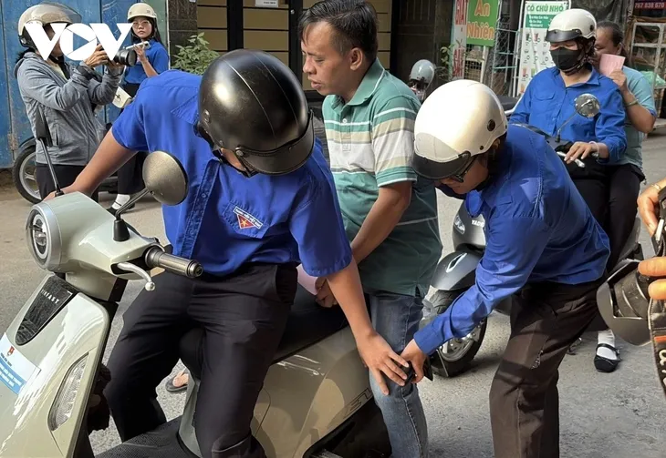 Toàn cảnh ngày bầu cử 15/3: Những hình ảnh xúc động từ khắp mọi miền - ảnh 18