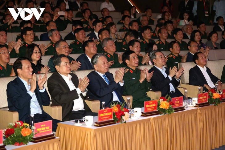 Các sự kiện văn hoá nổi bật trong tuần qua ảnh - ảnh 1