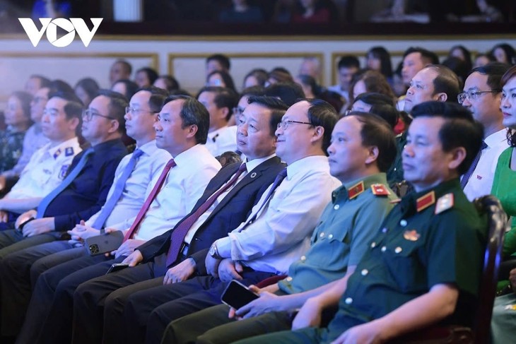 Khúc ca khải hoàn – Mừng ngày đất nước “nở hoa” - ảnh 2