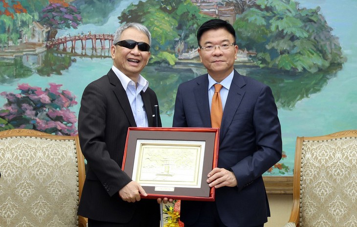 VNF như tăng cường, mở rộng hợp tác với các địa phương, trường học của Việt Nam - ảnh 1