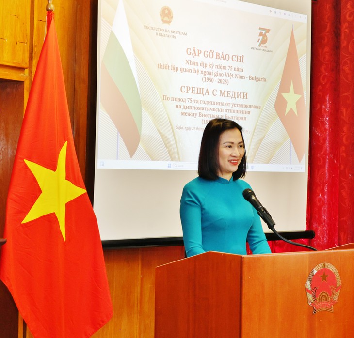 Đẩy mạnh kết nối truyền thông, kỷ niệm 75 năm quan hệ Việt Nam – Bulgaria - ảnh 1