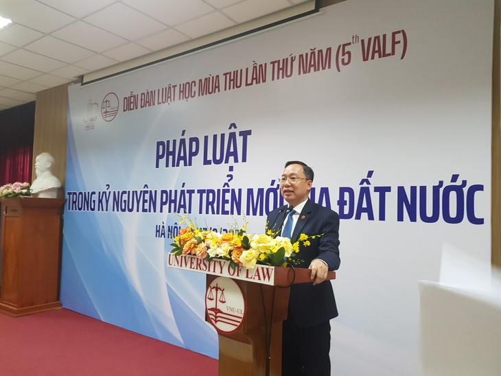 Đưa Diễn đàn Luật học mùa Thu trở thành diễn đàn khoa học uy tín hàng đầu khu vực về Luật học - ảnh 1