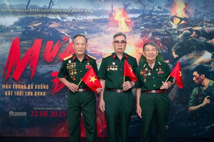 “Mưa đỏ” – Khi điện ảnh trở thành hành trình truyền cảm hứng - ảnh 4