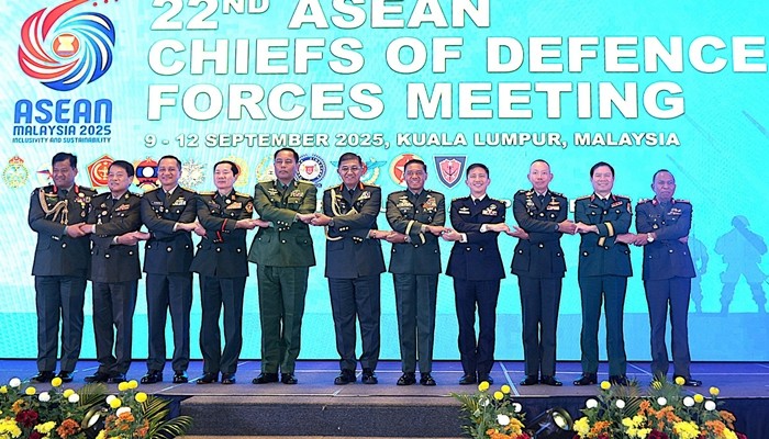 Quân đội nhân dân Việt Nam cam kết tiếp tục đóng góp xây dựng vì một ASEAN đoàn kết, phát triển bền vững - ảnh 2