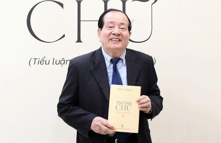 Nhà thơ Hữu Thỉnh và “Ám ảnh chữ” - ảnh 2