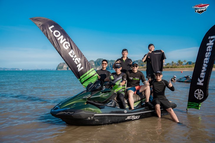 Việt Nam lần đầu tiên tham gia môn Jet ski tại Seagames - ảnh 1