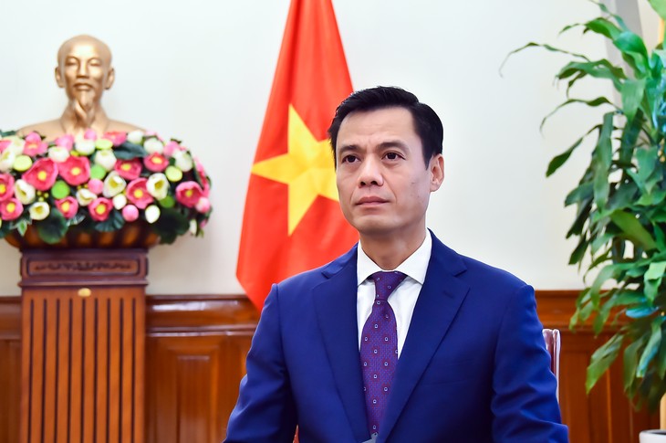 Việt Nam cùng các nước củng cố vai trò trung tâm, tự cường và tự chủ chiến lược của ASEAN - ảnh 1