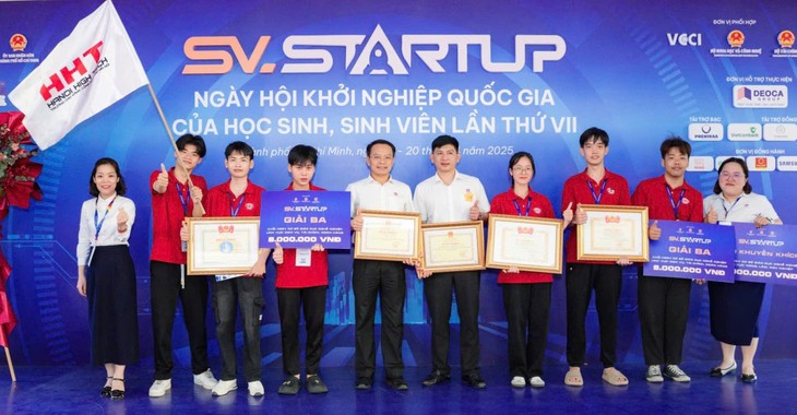 Nhà giáo ưu tú, Tiến sĩ Phạm Xuân Khánh tiên phong trong đổi mới giáo dục nghề nghiệp - ảnh 4