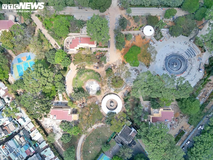 Lắp biểu trưng giọt nước ở khu vực Đài tưởng niệm nạn nhân COVID-19 - ảnh 2