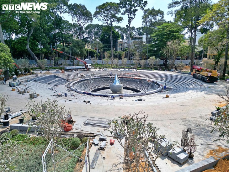 Lắp biểu trưng giọt nước ở khu vực Đài tưởng niệm nạn nhân COVID-19 - ảnh 3