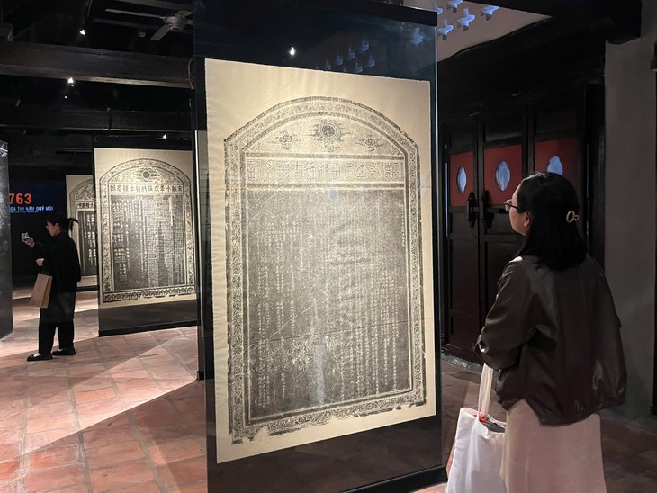 Sử đá lưu danh, công nghệ kể chuyện - ảnh 2