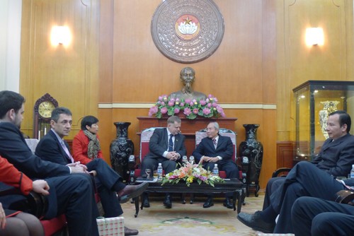 Hungarian delegation visits Vietnam - ảnh 1