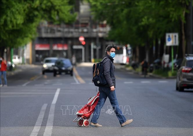 European countries prepare to ease coronavirus lockdowns - ảnh 1