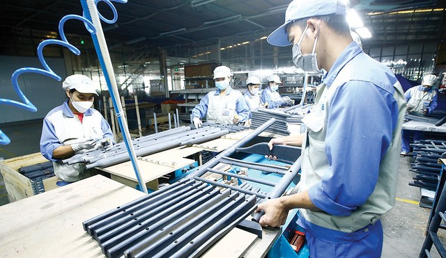 EU businesses confident in Vietnam’s investment environment - ảnh 1