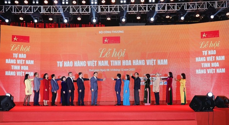 Campaign launched to promote consumption of Vietnamese goods - ảnh 1