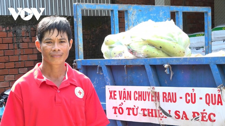 Zero dong truck delivers free meals to Dong Thap’s poor patients  - ảnh 1