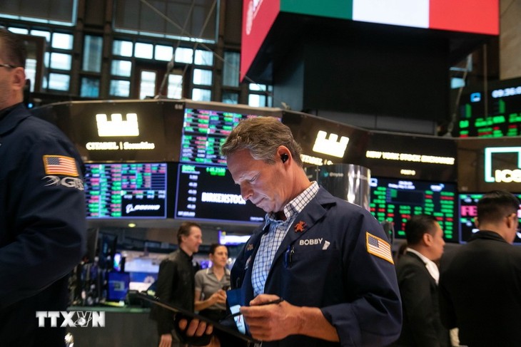 US stocks all soar to records  - ảnh 1