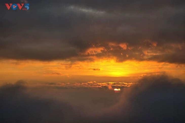 Cloud hunting on Ky Quan San mountain peak - ảnh 7