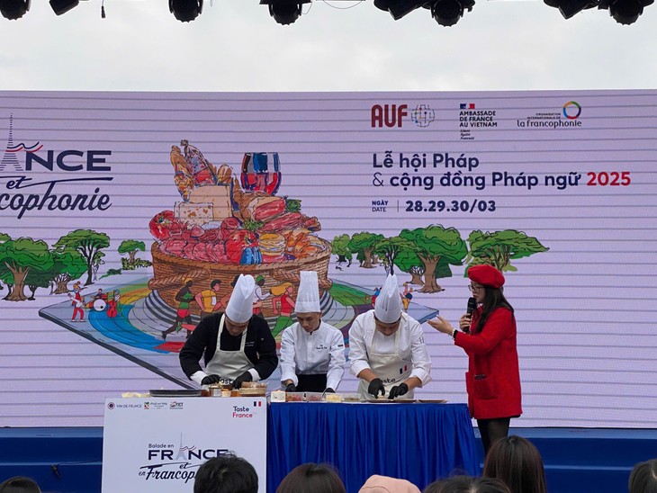 Taste of France in the heart of Hanoi - ảnh 1