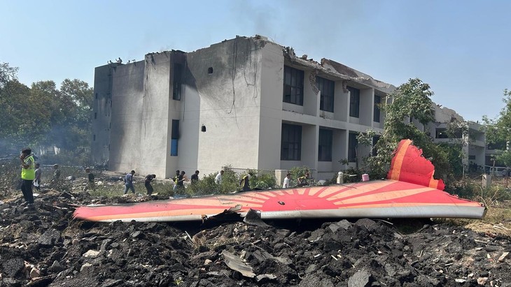 World leaders send messages of condolences to India for airplane crash - ảnh 1