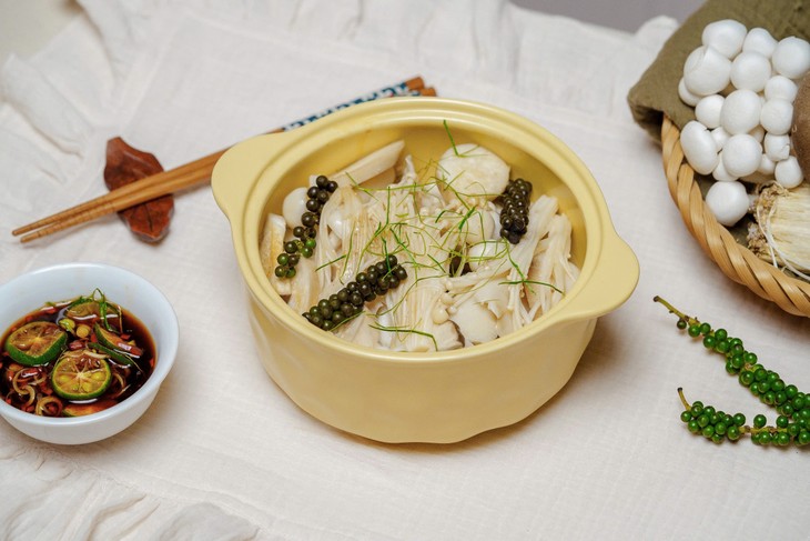 Steamed Mushrooms with Phu Quoc Green Pepper - ảnh 2