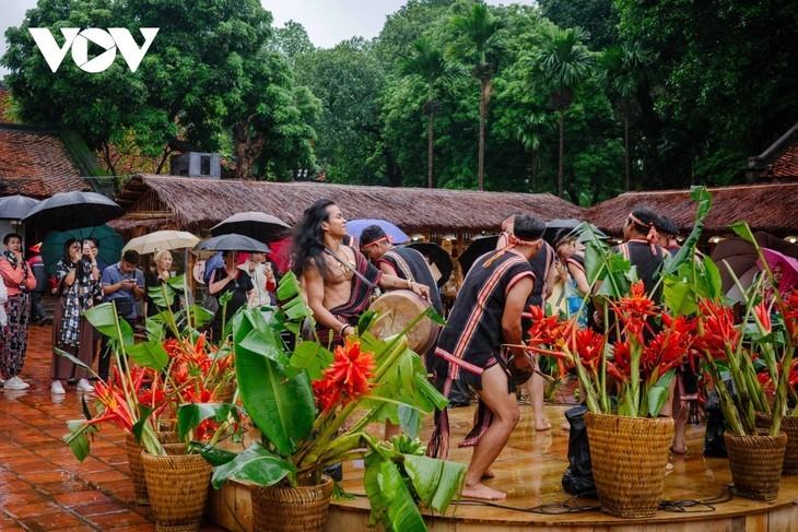 Thang Long – Hanoi Festival 2025: A colorful cultural tapestry  - ảnh 3