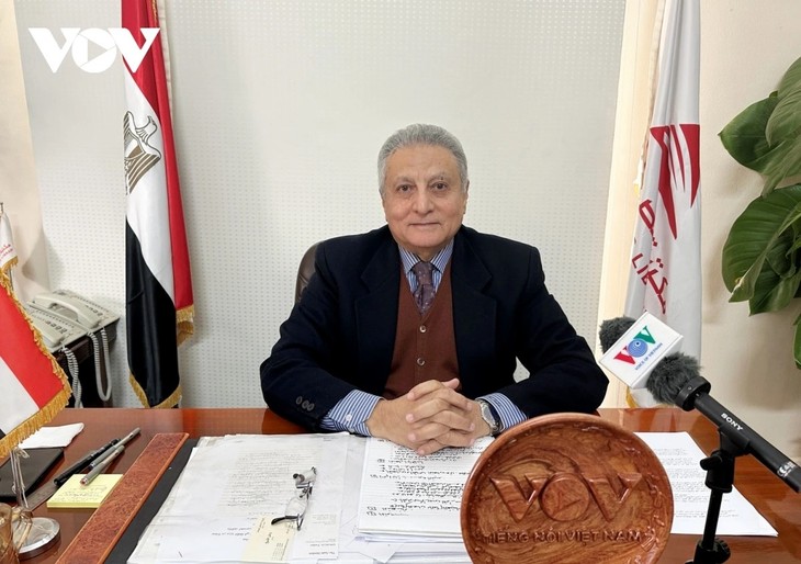 Former Egyptian Ambassador hails Vietnam’s achievements after 40 years of  renewal - ảnh 1