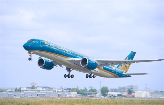 Vietnam Airlines to open Hanoi-Amsterdam direct route in June - ảnh 1