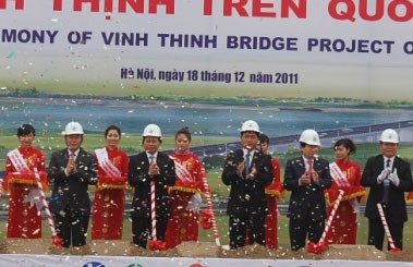 Tập trung giải ngân vốn FDI trong năm 2012 - ảnh 1