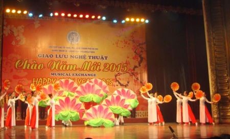 Giao lưu nghệ thuật quốc tế “Chào năm mới” 2015” - ảnh 1