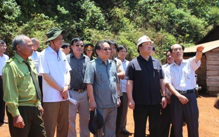 Phó Thủ tướng Hoàng Trung Hải: Cần nâng cao đời sống đồng bào dân tộc thiểu số - ảnh 1