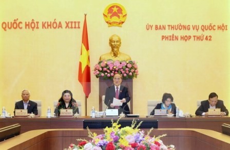 Khai mạc Phiên họp thứ 43, Ủy ban Thường vụ Quốc hội khóa XIII  - ảnh 1