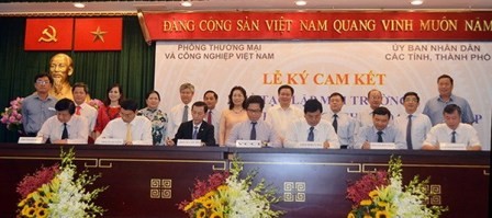 VCCI và 21 tỉnh, thành phố ký cam kết về tạo lập môi trường kinh doanh thuận lợi cho doanh nghiệp  - ảnh 1