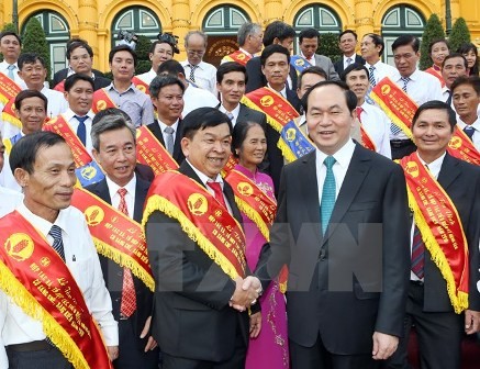 Công nghiệp hóa, hiện đại hóa nông nghiệp, nông thôn là một nhiệm vụ quan trọng hàng đầu - ảnh 1