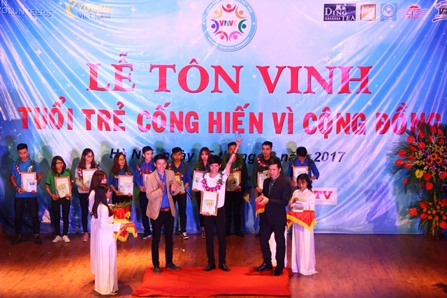  Vinh danh  những cá nhân tình nguyện                - ảnh 6